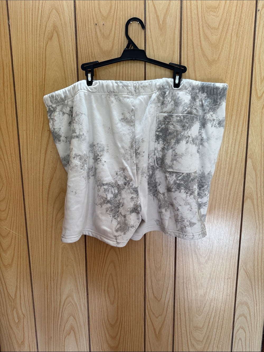 No Boundaries White & Gray Marble Tie-Dye Athletic Shorts - Picture 3 of 5